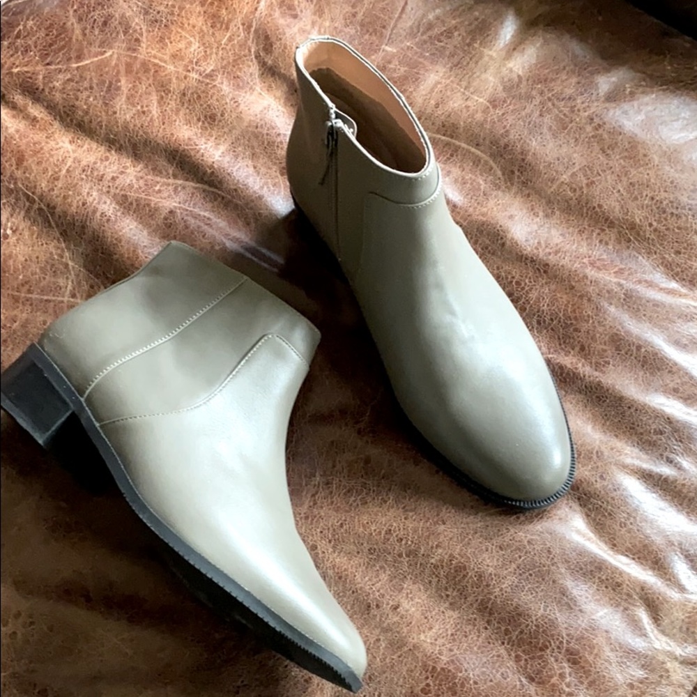 Caslon leather boots